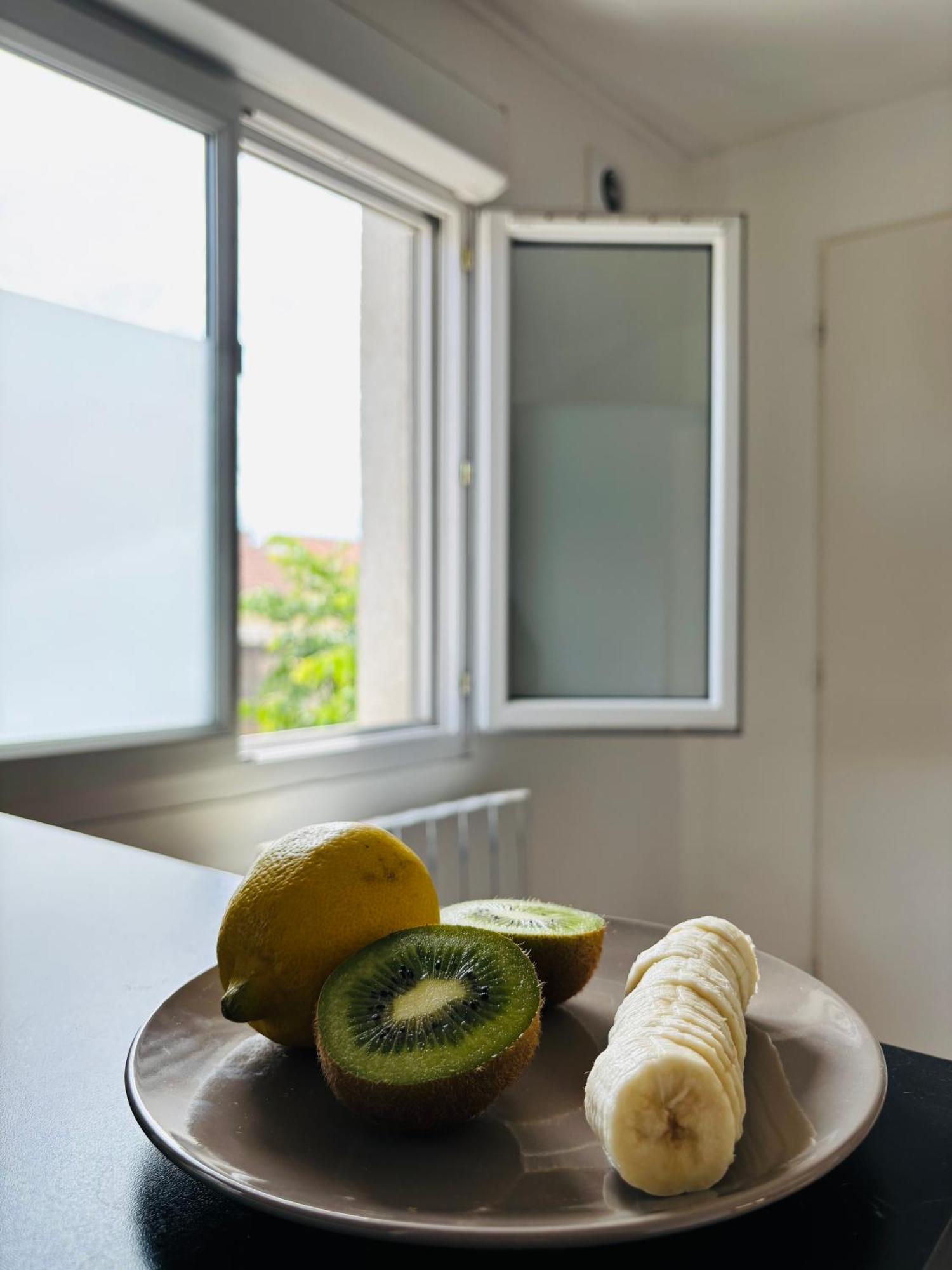 Appartement cosy - La Soie, Groupama Stadium et Centre Vaulx-en-Velin Extérieur photo